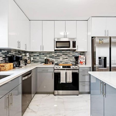 Modern Bungalow Near Wilton Drive I Pool Table فورت لودرديل المظهر الخارجي الصورة