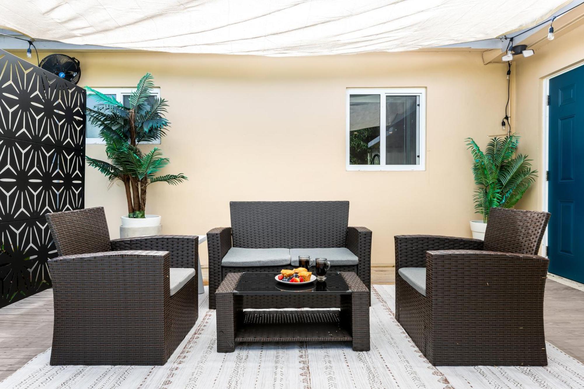 Modern Bungalow Near Wilton Drive I Pool Table فورت لودرديل المظهر الخارجي الصورة